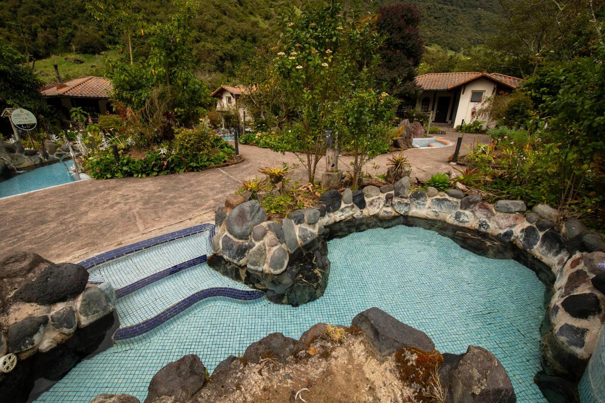 Termas De ปาปาญัคตา ภายนอก รูปภาพ A view of the resort