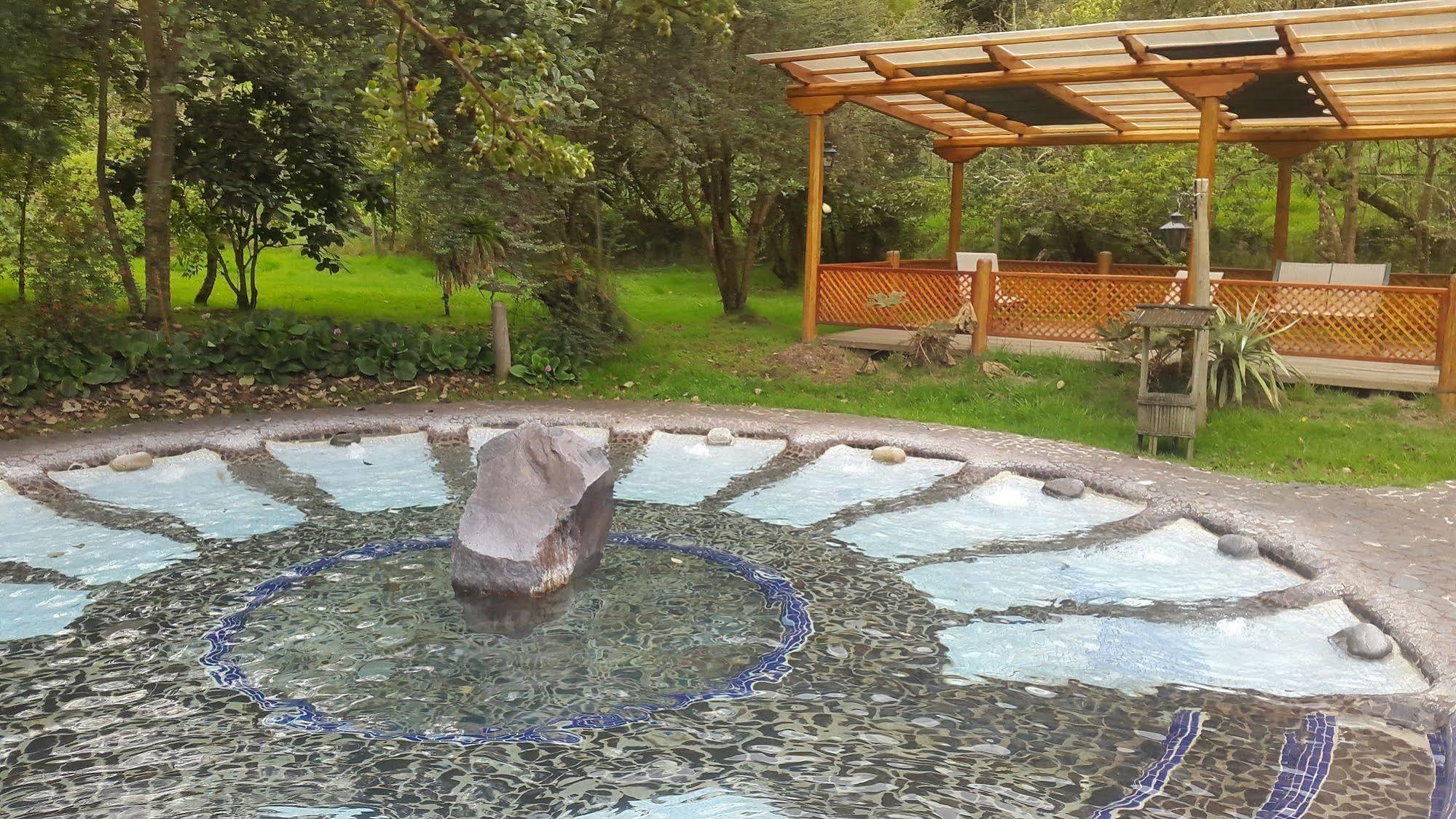 Termas De ปาปาญัคตา ภายนอก รูปภาพ The outdoor thermal pool