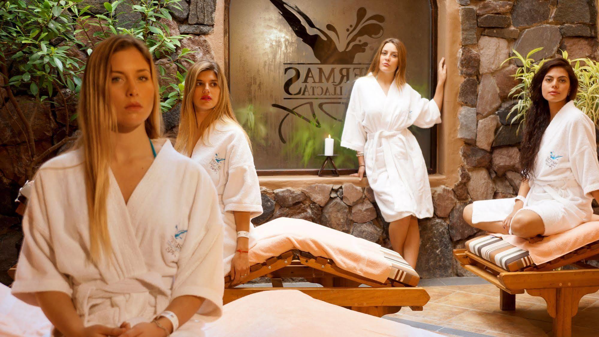 Termas De ปาปาญัคตา ภายนอก รูปภาพ Spa in Athens